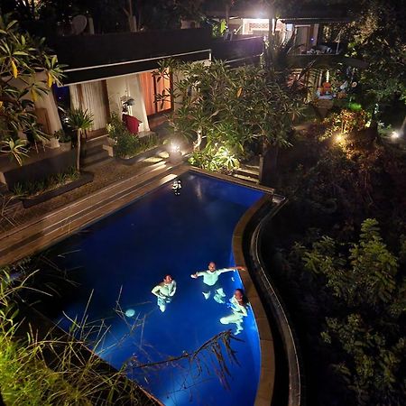 A Pousada Bagus Ink Surf Camp Uluwatu Exterior foto