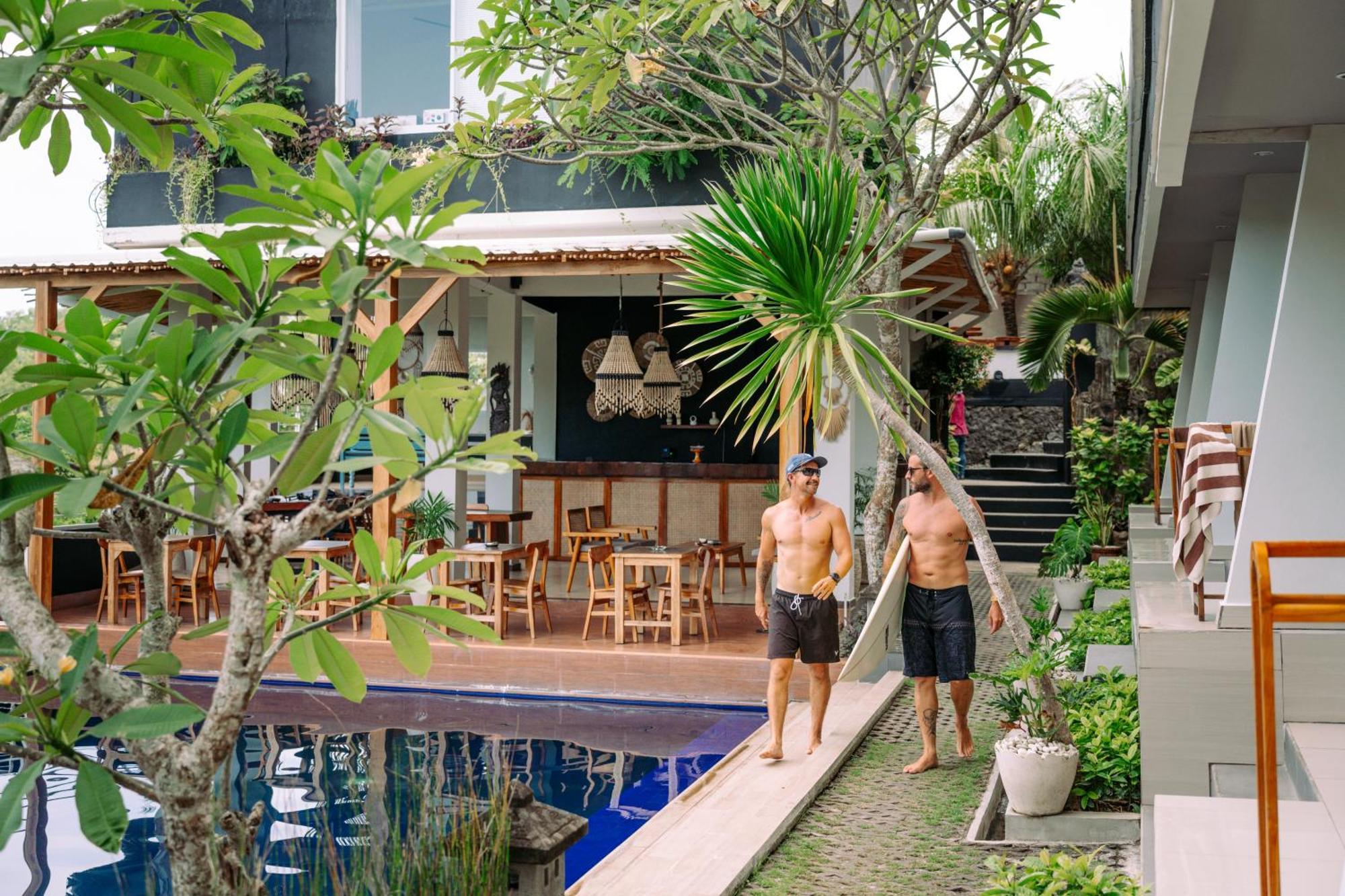 A Pousada Bagus Ink Surf Camp Uluwatu Exterior foto