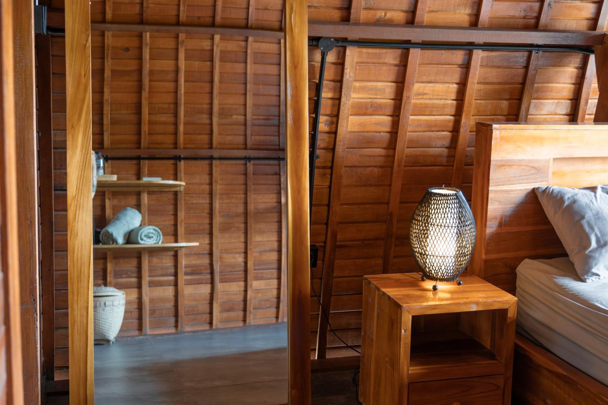 A Pousada Bagus Ink Surf Camp Uluwatu Exterior foto